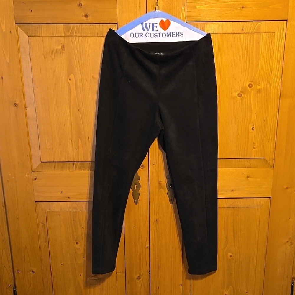T Tahari Black Ankle Pants